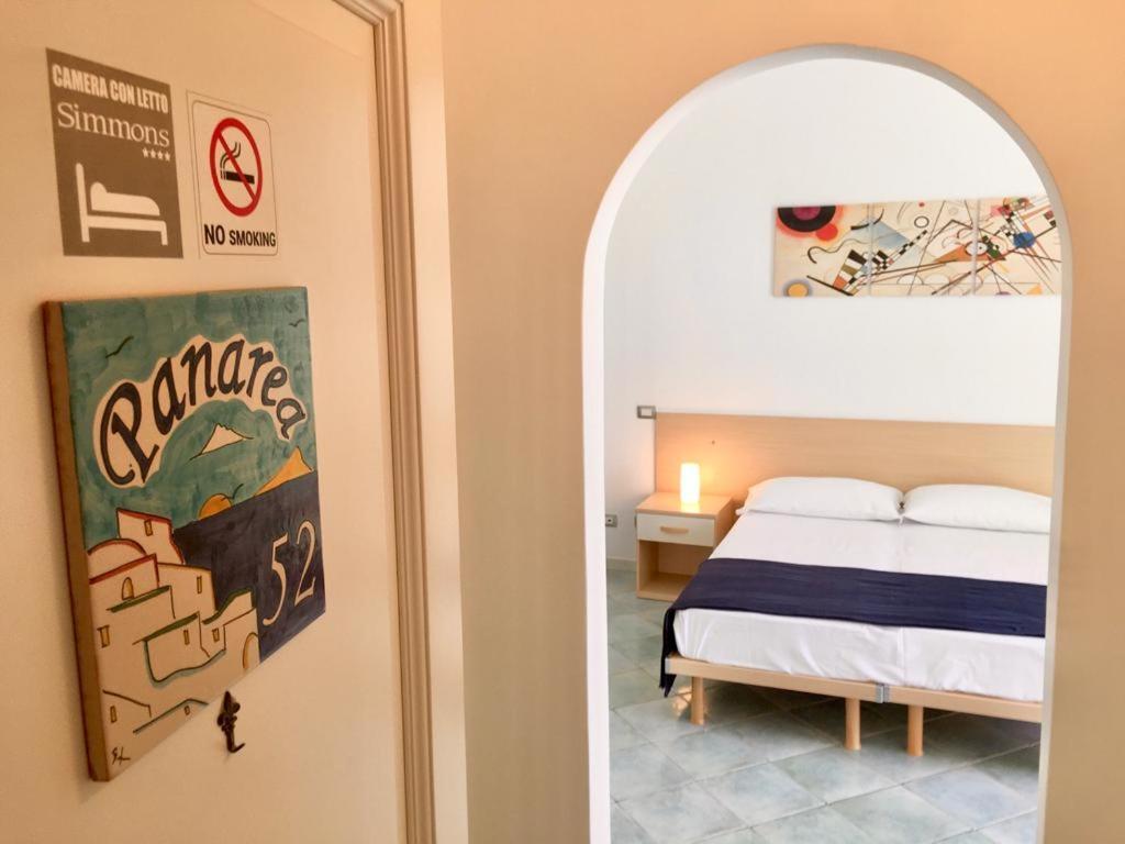 Casa Mafalda B&B Lipari  Buitenkant foto