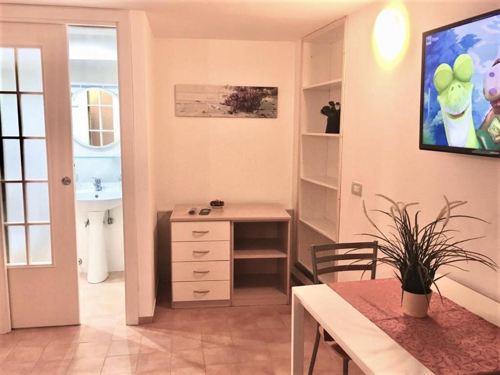 Casa Mafalda B&B Lipari  Buitenkant foto